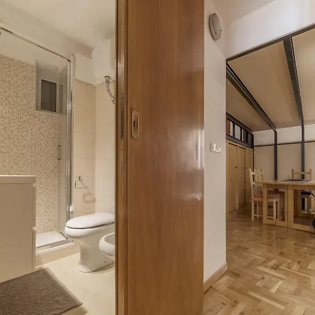 Guesthost - Lovely Loft Trastevere *