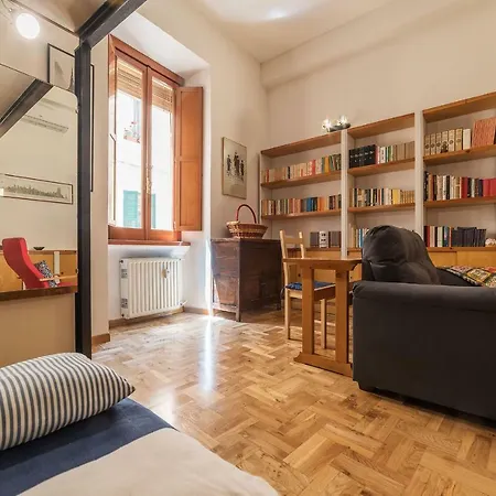Lovely Loft Trastevere * Roma