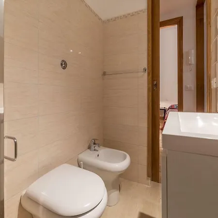 Lovely Loft Trastevere דירה רומא